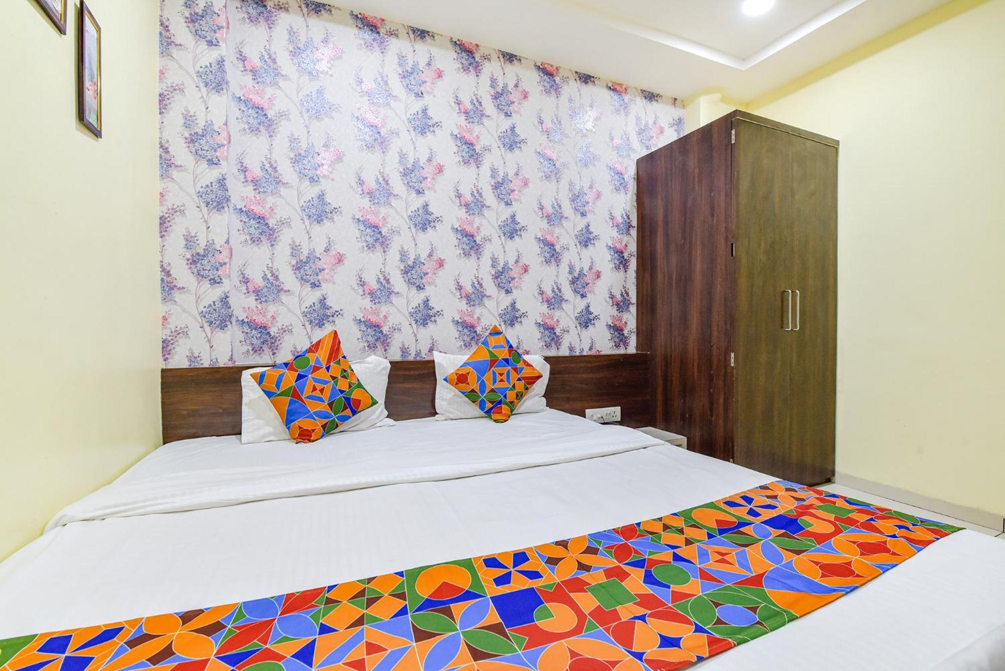 Hotel Fabexpress A2 And Restro à Indore Extérieur photo