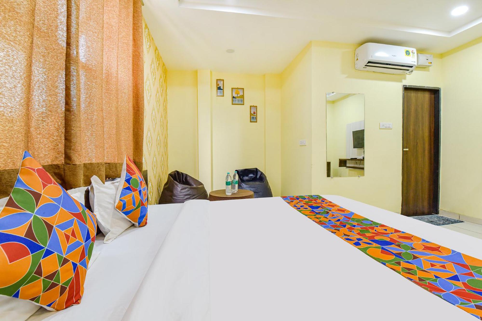 Hotel Fabexpress A2 And Restro à Indore Extérieur photo